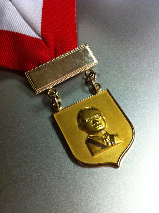 Elder Watson Diggs Award Medallion